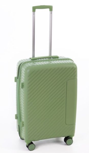 Средний дорожный чемодан полипропилен Travel world 36983М-GR (Green/Зеленый) на колесах и кодовым замком R36983М-GR фото
