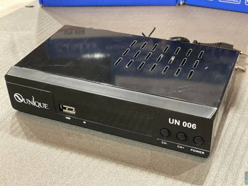 Цифровой ресивер UNIQUE U006 metal&nbsp;Приставка Т2 Цифровой ТВ тюнер MEGOGO DVB T2&nbsp;с IPTV, Wi-Fi, Youtube, USB U006 фото