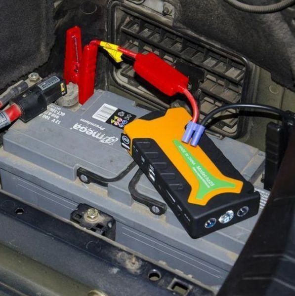Пускозарядний пристрій JUMPSTARTER HZ25 (68000 маг) / Багатофункціональний Power Bank / Авто бустер HZ25 - 14092 фото