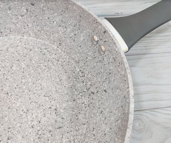 Сковорода глибока Besser Granite 10331- 24 см з кришкою та антипригарним покриттям BS-10333 фото