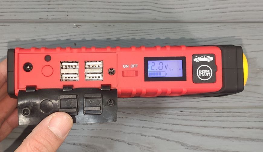 Пуско-зарядний пристрій JUMPSTARTER TM19F (68800 mAh) + компресор (300/600A) TM19F+К-13000 фото