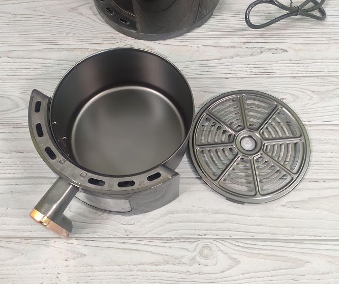 Аерофритюрница Disine Regina DR-04 4л 1200W / Безмаслянная электрическая фритюрница DR-04 фото